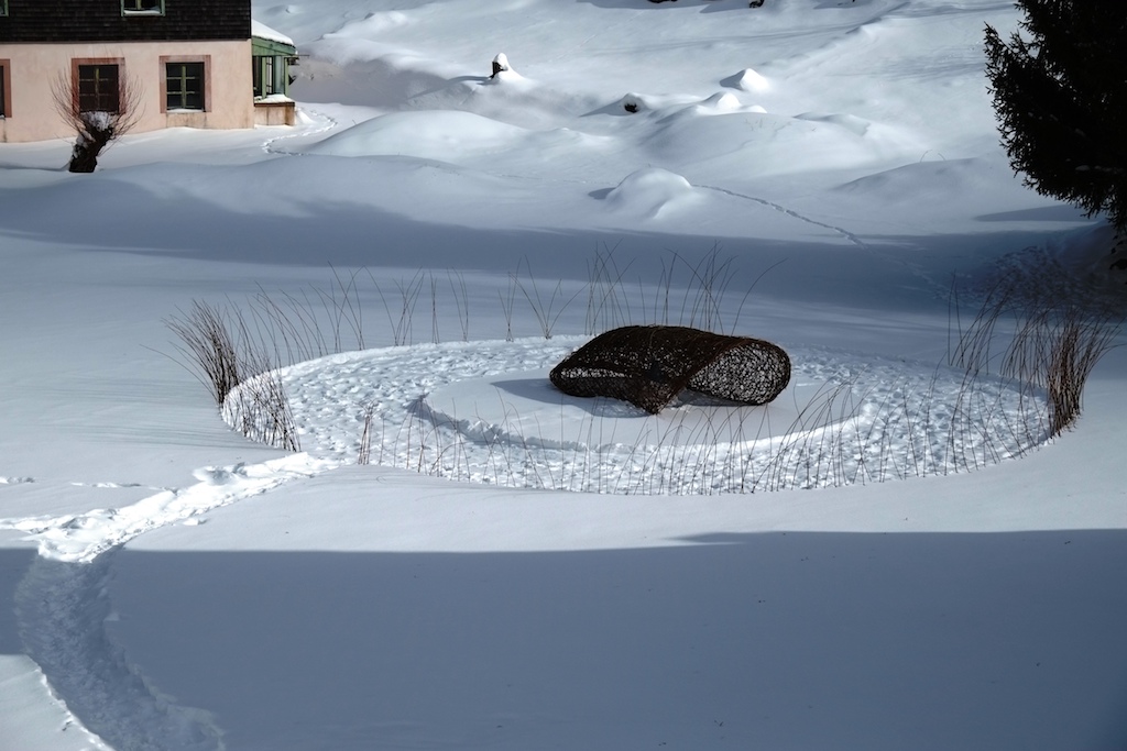 florence cannavacciuolo-sepiole de jour-contemporary-basketry-sculpture-oeuvre contemporaine-art paysage-architecture-design-vannerie-tressage-jardin-deco-construction-structure-installation artistique-environnement-materiaux naturels-patrimoine.