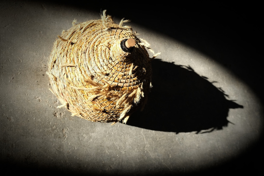 florence cannavacciuolo-dame jeanne-seigle-contemporary-basketry-sculpture-oeuvre contemporaine-art paysage-architecture-design-vannerie-tressage-jardin-deco-construction-structure-installation artistique-environnement-materiaux naturels-patrimoine.